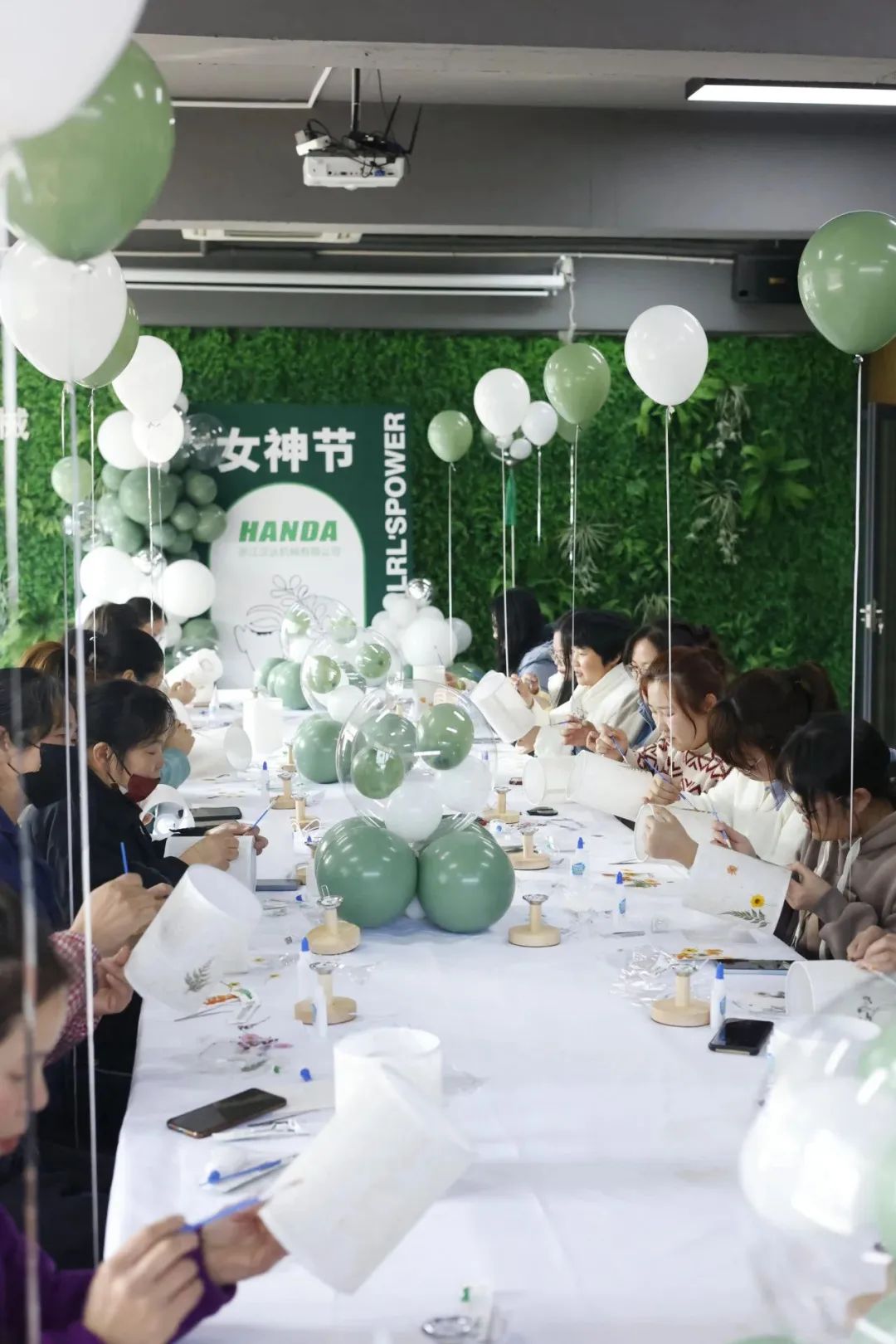 1710567683927461.jpg 640.jpg